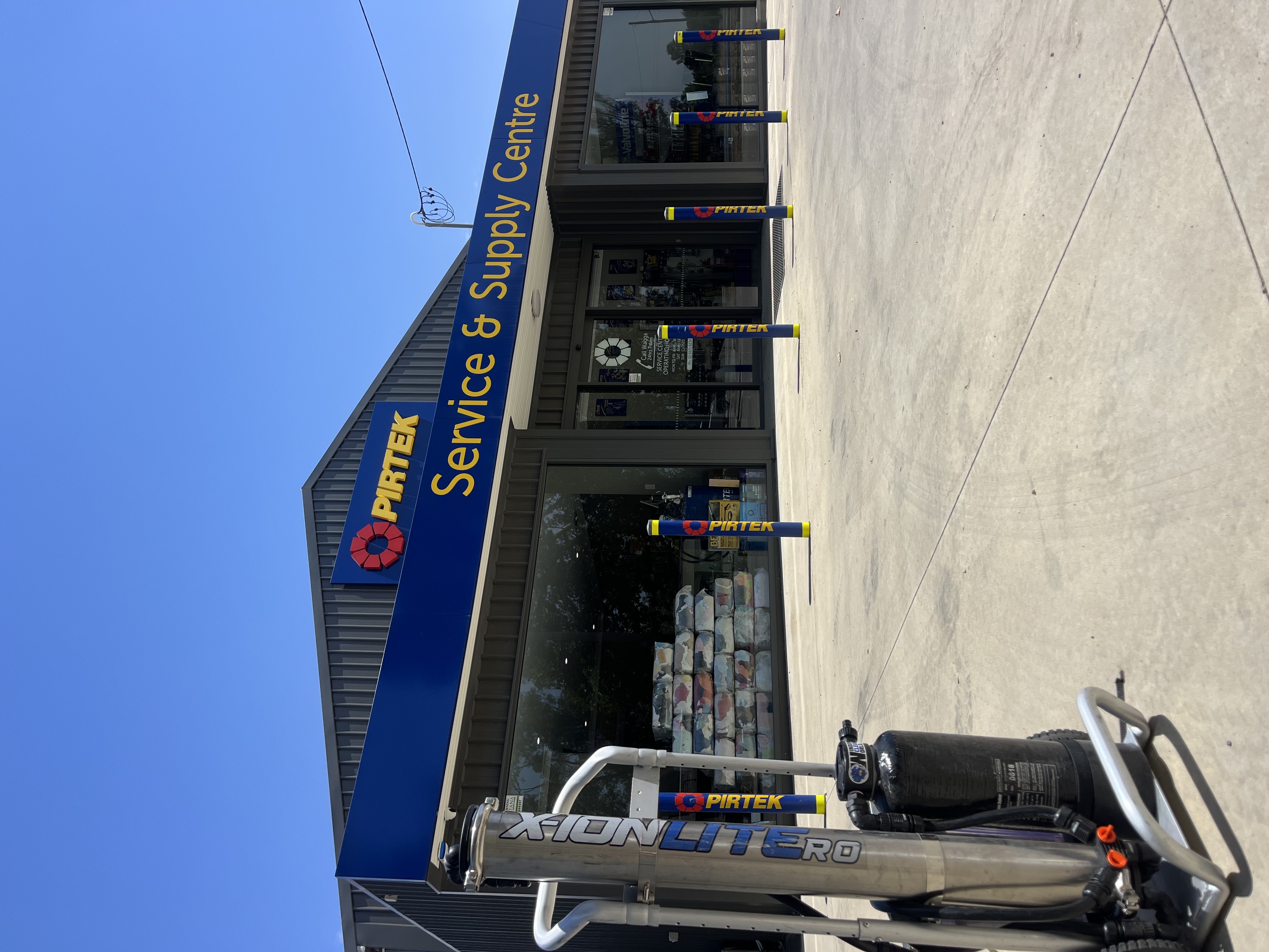 Pirtek storefront exterior cleaning